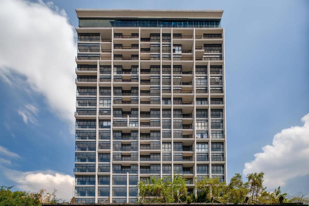 Studio with Amazing View - Great Location - Pool - 1