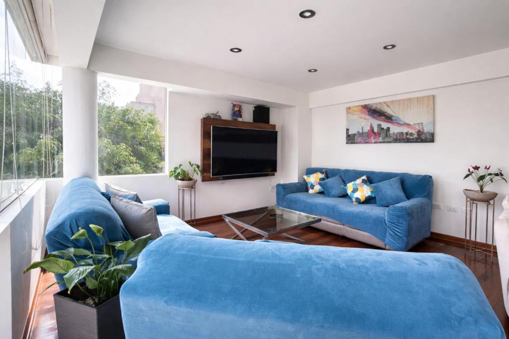 Spacious 3 Bedroom Apartment in Surco - 1