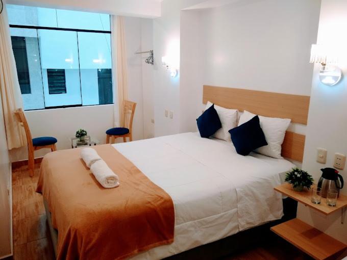 EMMANUEL Inn - 1