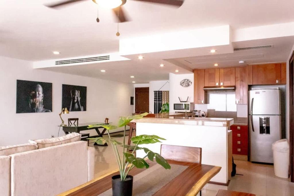 3 Bedroom Apartment heart Playa! - 1