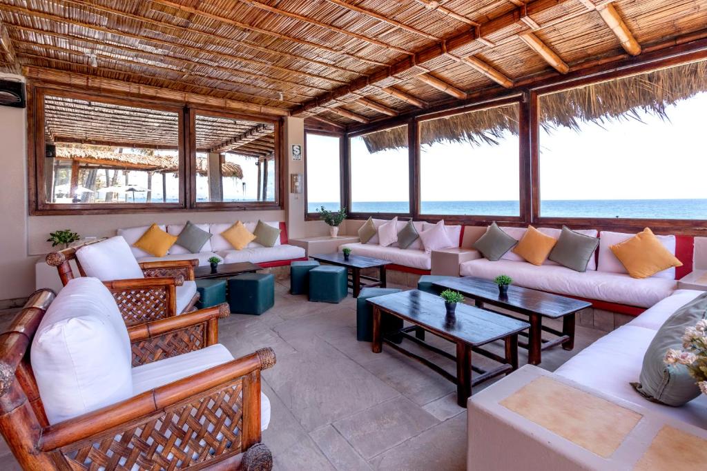 Casa de Playa Bungalows & Restaurant - 5