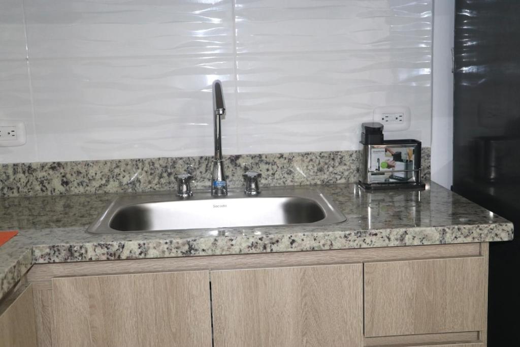 Alta Vista Apartment con agua las 24 horas - 4