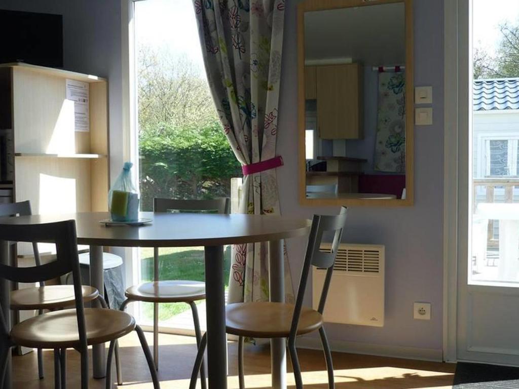 Mobil home cosy, animaux admis - 5 pers. - API-1-52-2282 - 3