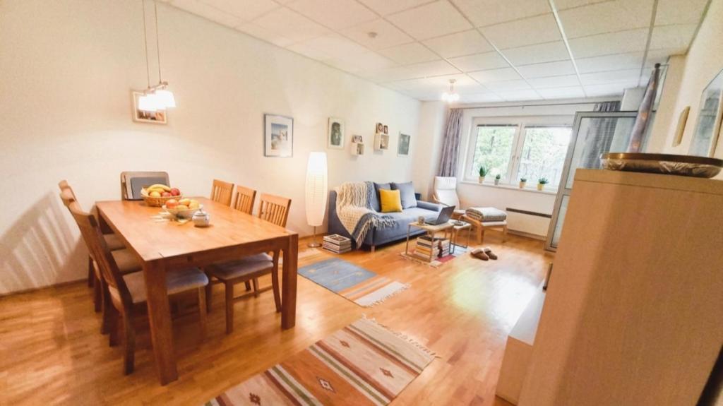 LB5 Seeappartement Haus Landskron mit direktem Seezugang am Ossiachersee - 2