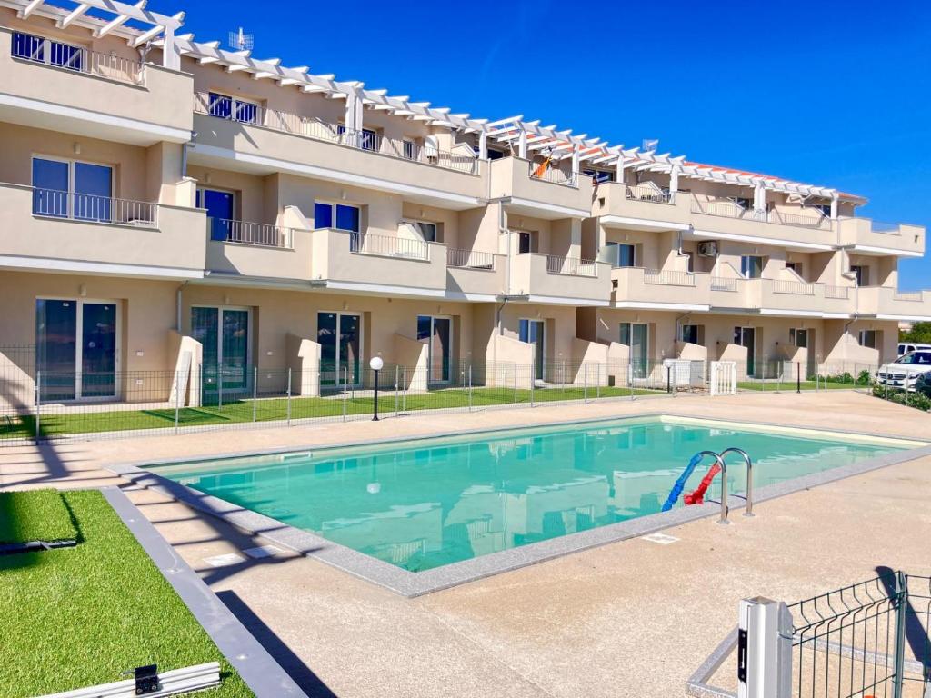 Nuovo appartamento con piscina e vista mare mozzafiato - 5