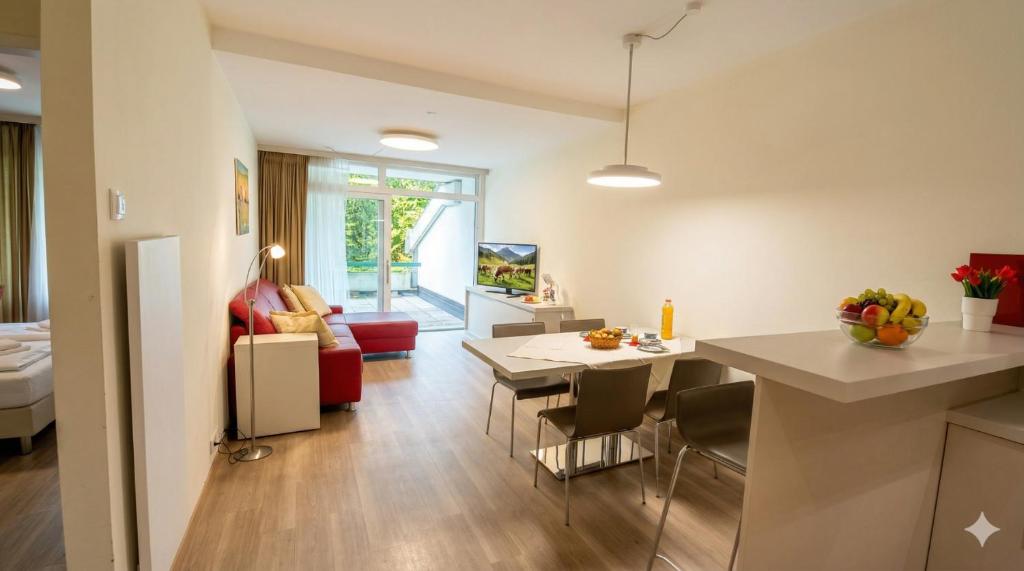 LB2 Seeappartement Haus Landskron mit direktem Seezugang am Ossiachersee - 2