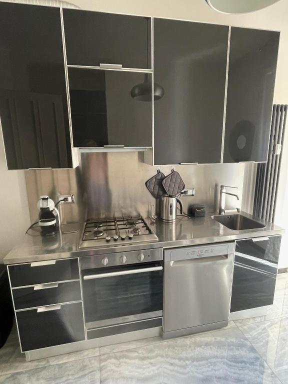 Two bedroom apartment with private parking - 5