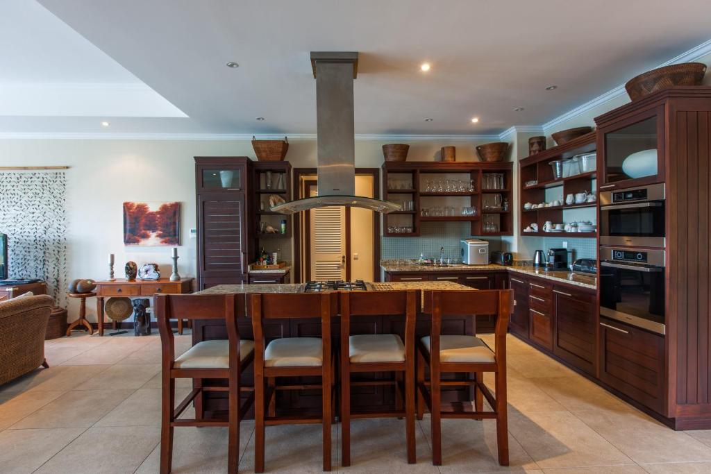 PRIVATE SEA VIEW VILLA Eden Island 전경
