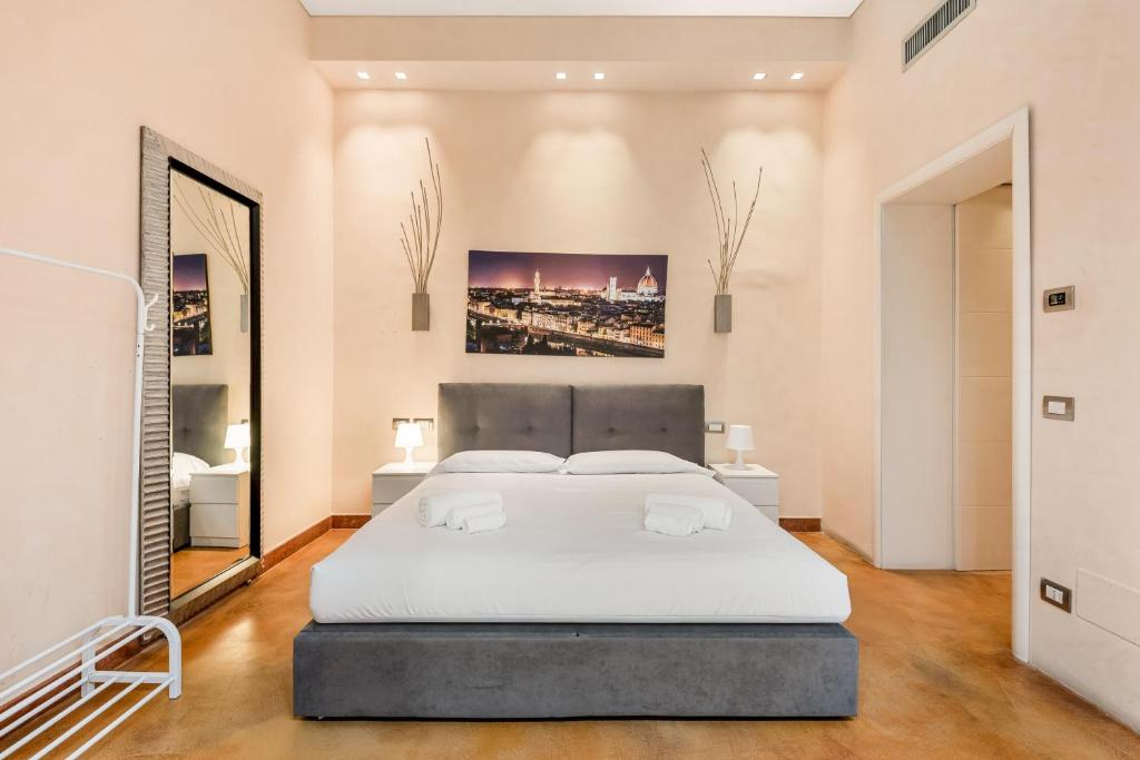 Leonardo Boutique Apartment - 1