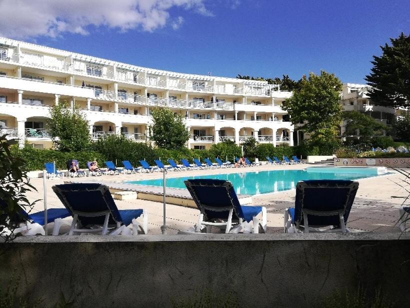 Appartement dans un parc résidentiel proche mer - 3