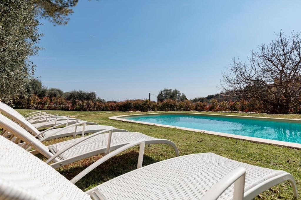 Superbe villa avec piscine proche de Cannes - 3
