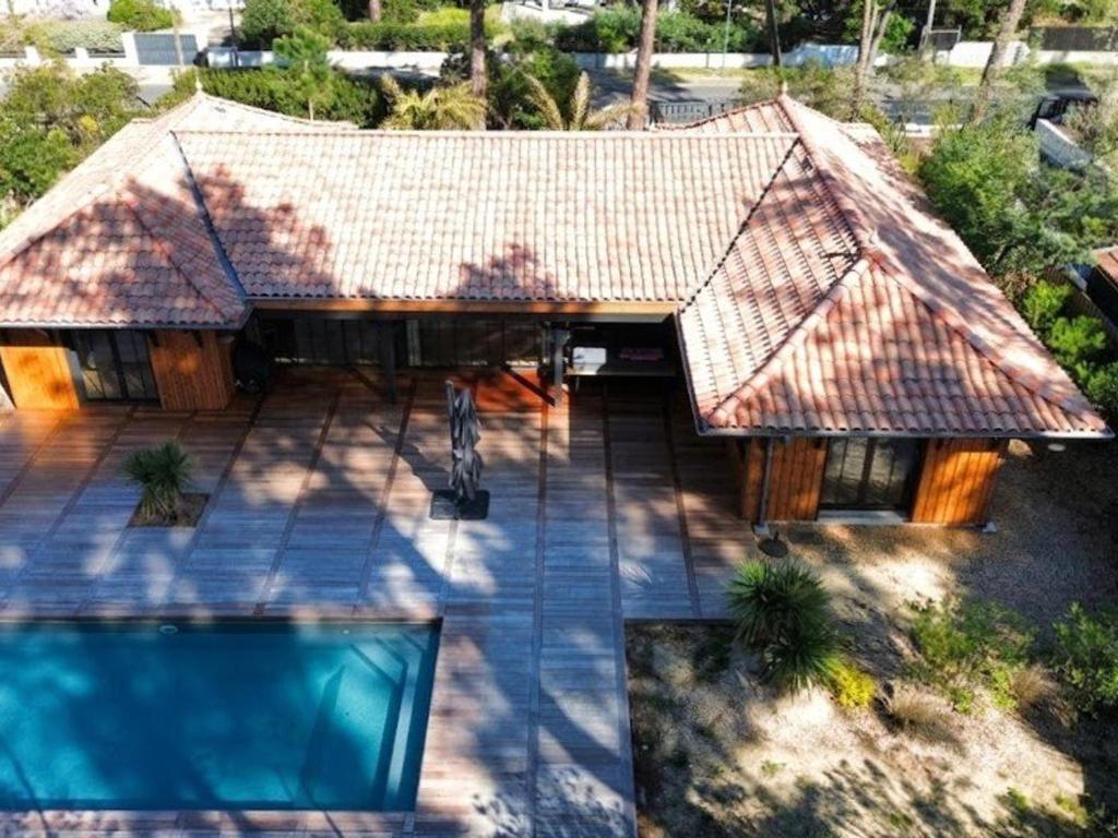 Villa somptueuse avec piscine - 8 pers. - FR-1-736-78 - 2