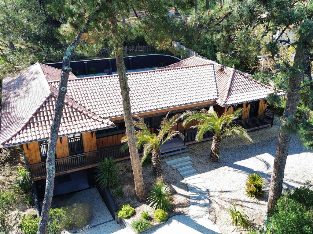 Villa somptueuse avec piscine - 8 pers. - FR-1-736-78 - 1