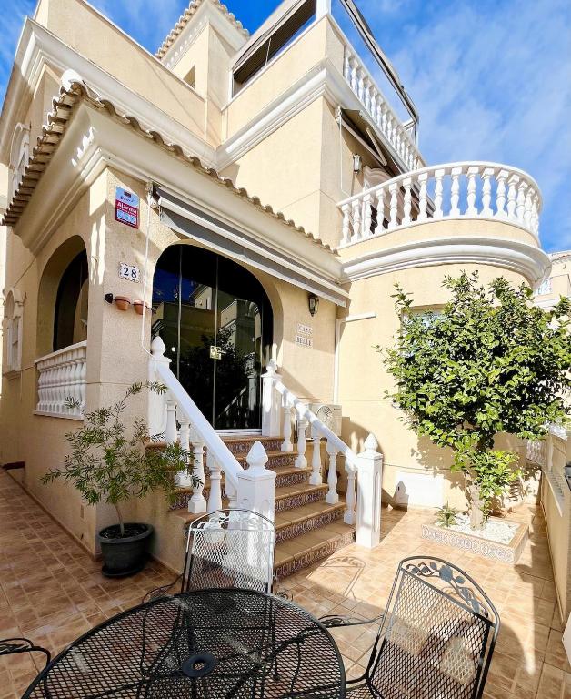 Limonero Townhouse Los Altos - 2