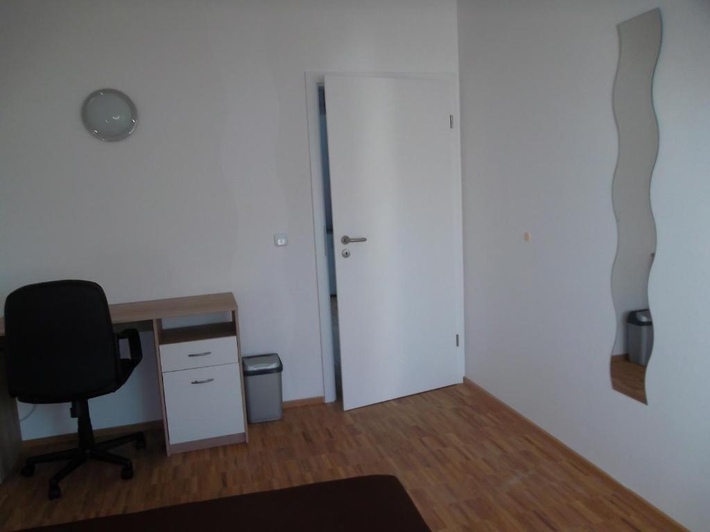One room in a shared house near MAN-MTU-BMW - 2