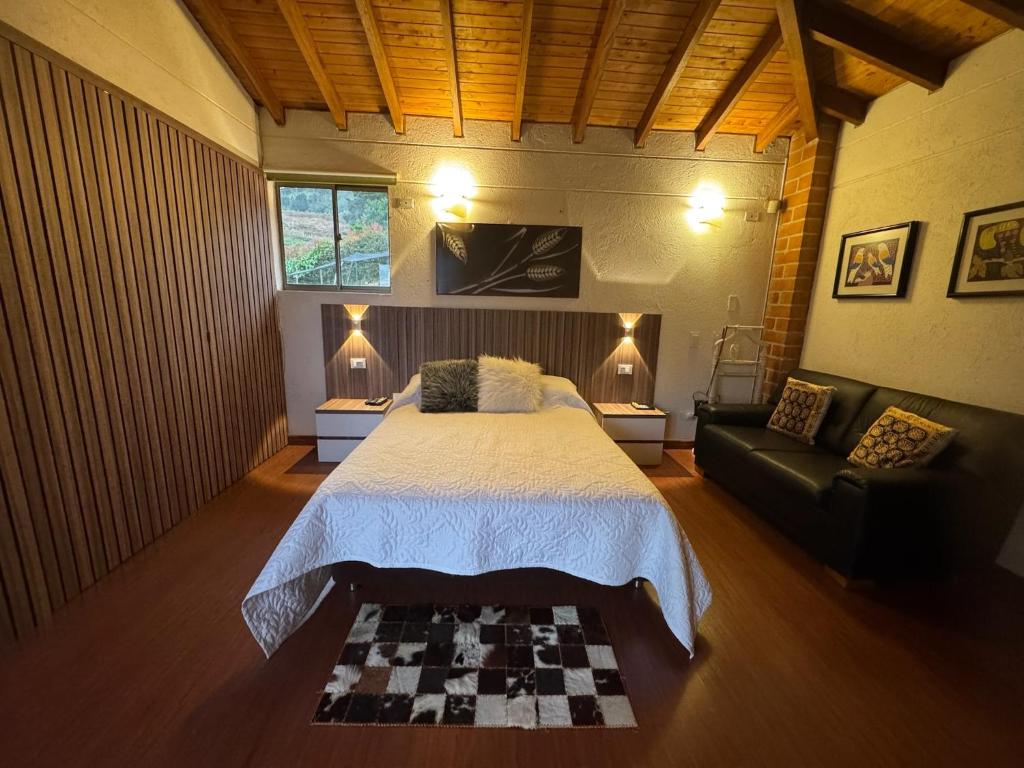 Finca Villa Palmeras en Rionegro Aeropuerto JMC - 2
