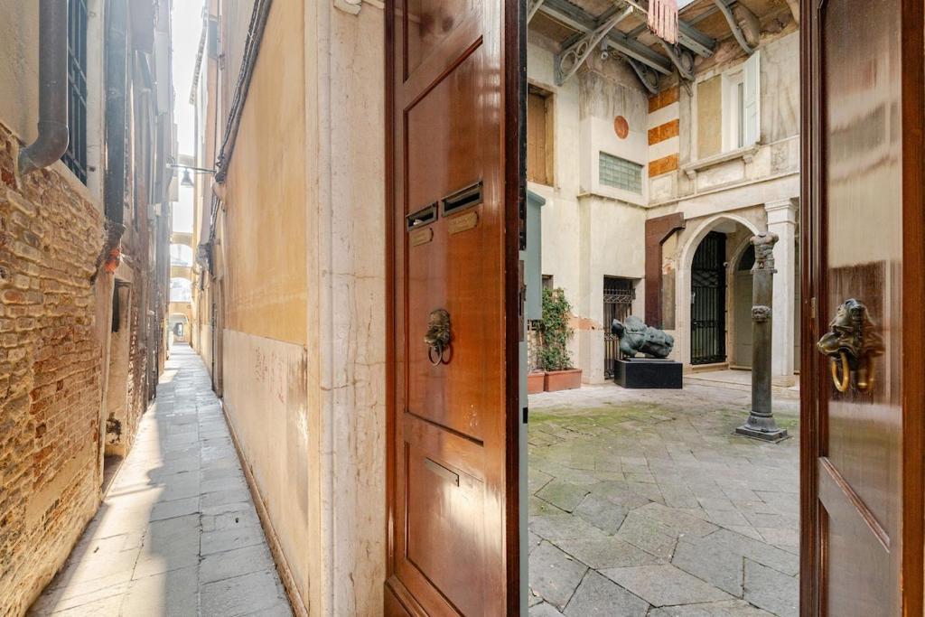 G4 Steps from St Mark's Authentic Venetian Home - 2