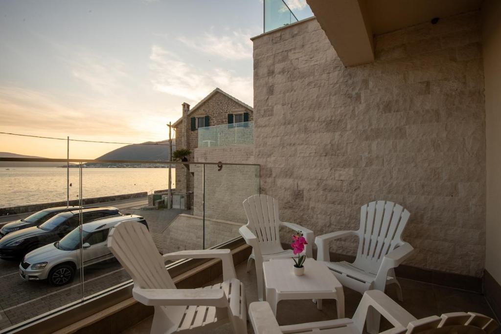 Opatovo Seaside Lux Apartment -10m from the Beach - 2