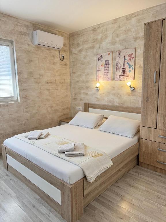 Guesthouse Apartments Čenić - 5
