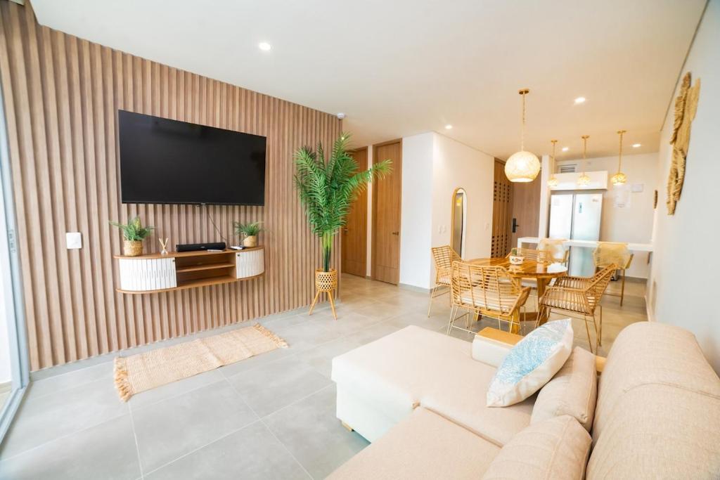 Luxury 2BR - Ocean View - Playa Salguero - 1