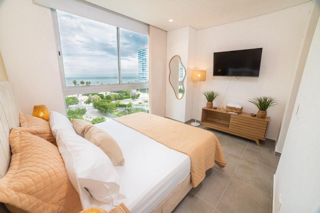 Luxury 2BR - Ocean View - Playa Salguero - 3