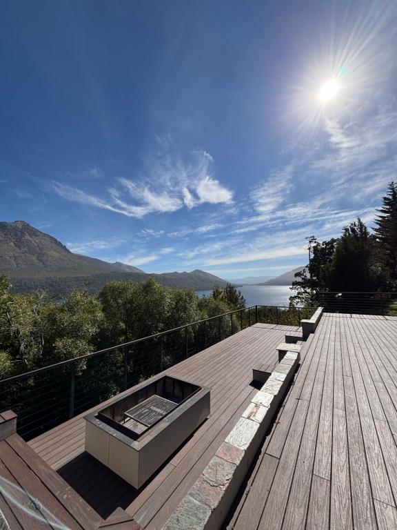 Casa de lujo con Vista al Lago Gutiérrez y Jacuzzi - 2