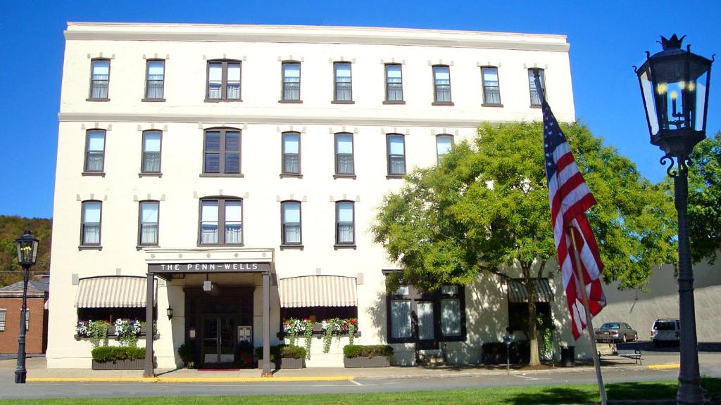Penn Wells Hotel — Hotel in Wellsboro