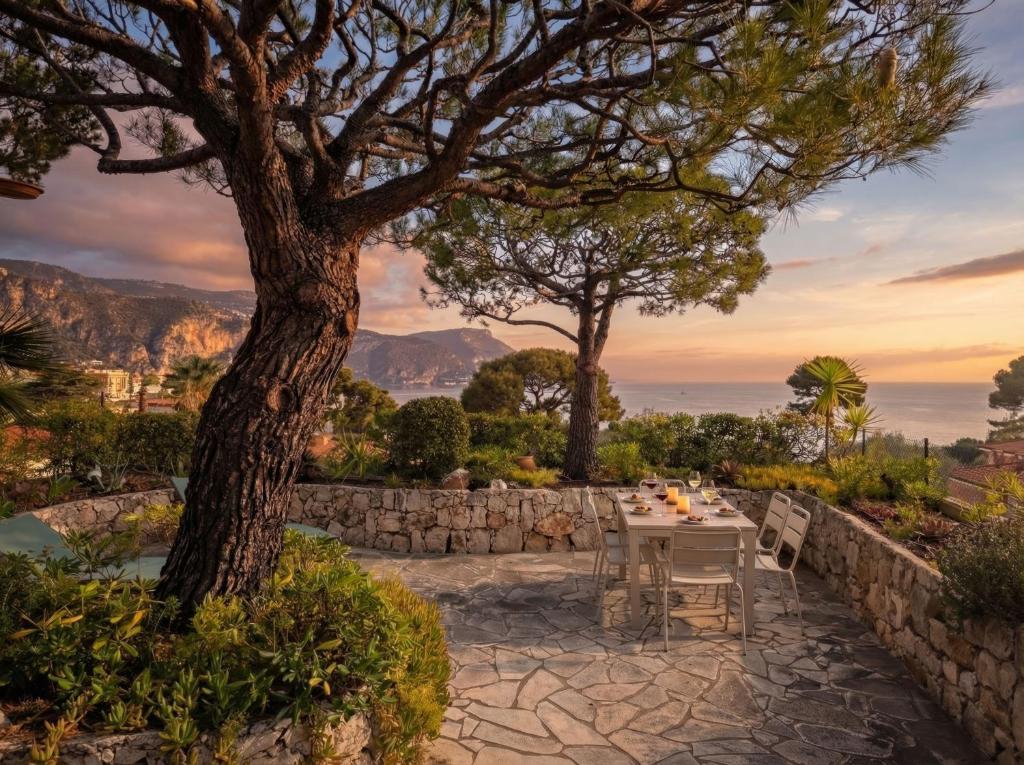 The French Affair - Escape to Cap Ferrat - 2