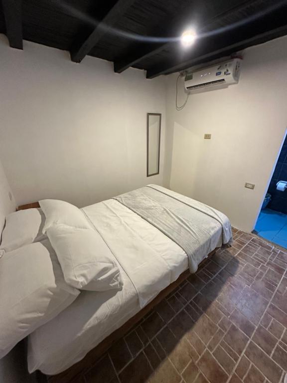 casa HIDDEN HOUSE - 2