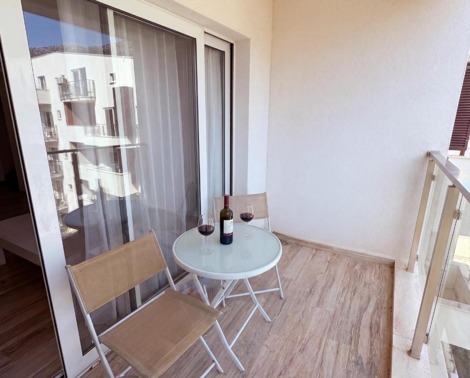 Sunny side resort & spa apartments - 5