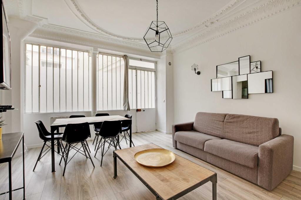 Magnificent apartment - 2BR 6P - Rochechouart - 1