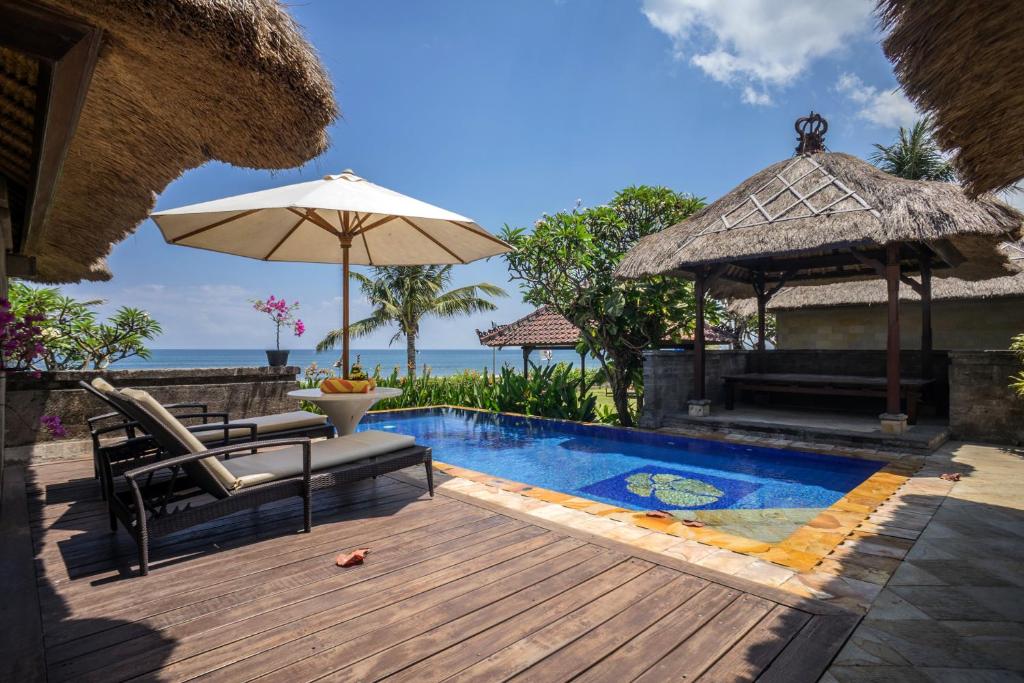 Swimming pool, Grand Balisani Suites Hotel in Bali