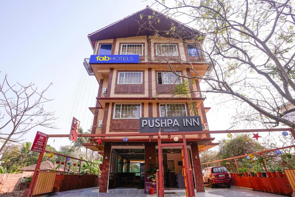 FabHotel Pushpa Inn Assagao 外観