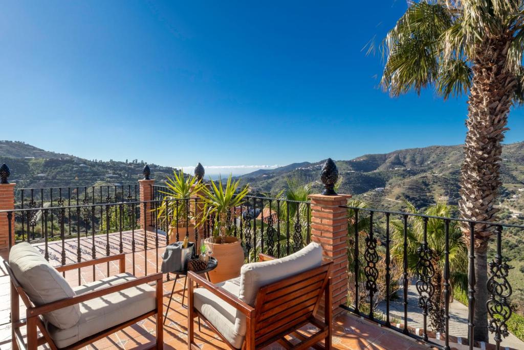Malaga Hills Boutique Wellness and Hikers Eco-Hotel Adults Only - 2