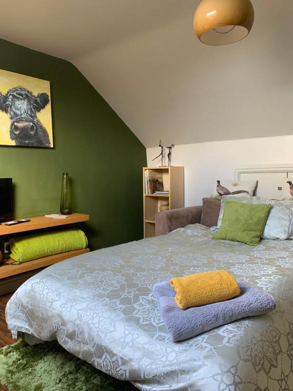 First floor Pad Carterton near Burford photo 2