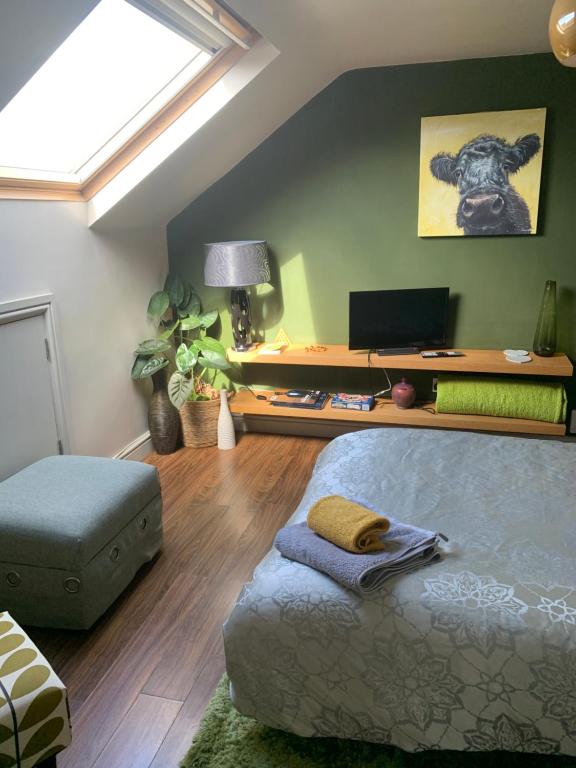 First floor Pad Carterton near Burford photo 4