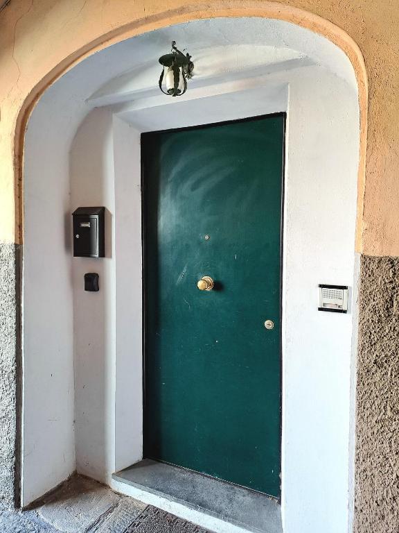 Nel cuore del centro storico di Lucca a ridosso della Cattedrale di San Martino appartamento con accesso autonomo e giardino esclusivo - 2