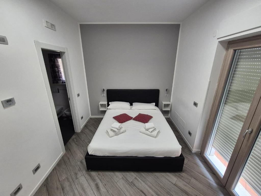 La Lira Two GuestHouse - 5