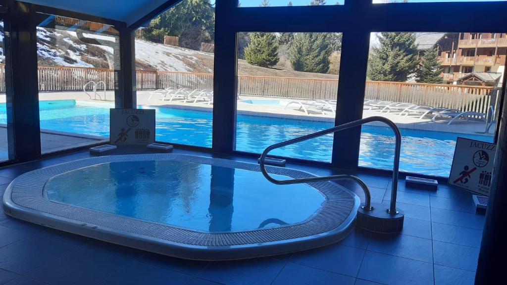 Appartement 6 pers résidence Les Alpages de Val Cenis 4 étoiles - 5