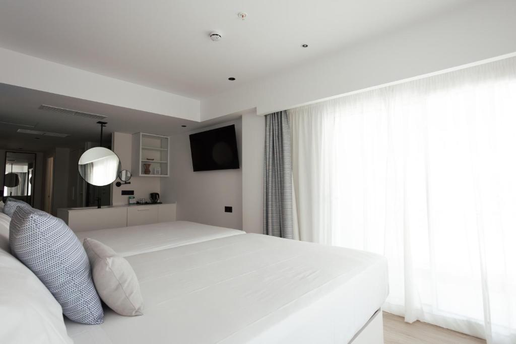 Hotel Villa España — Hotel rooms in Benidorm, Valencian Community