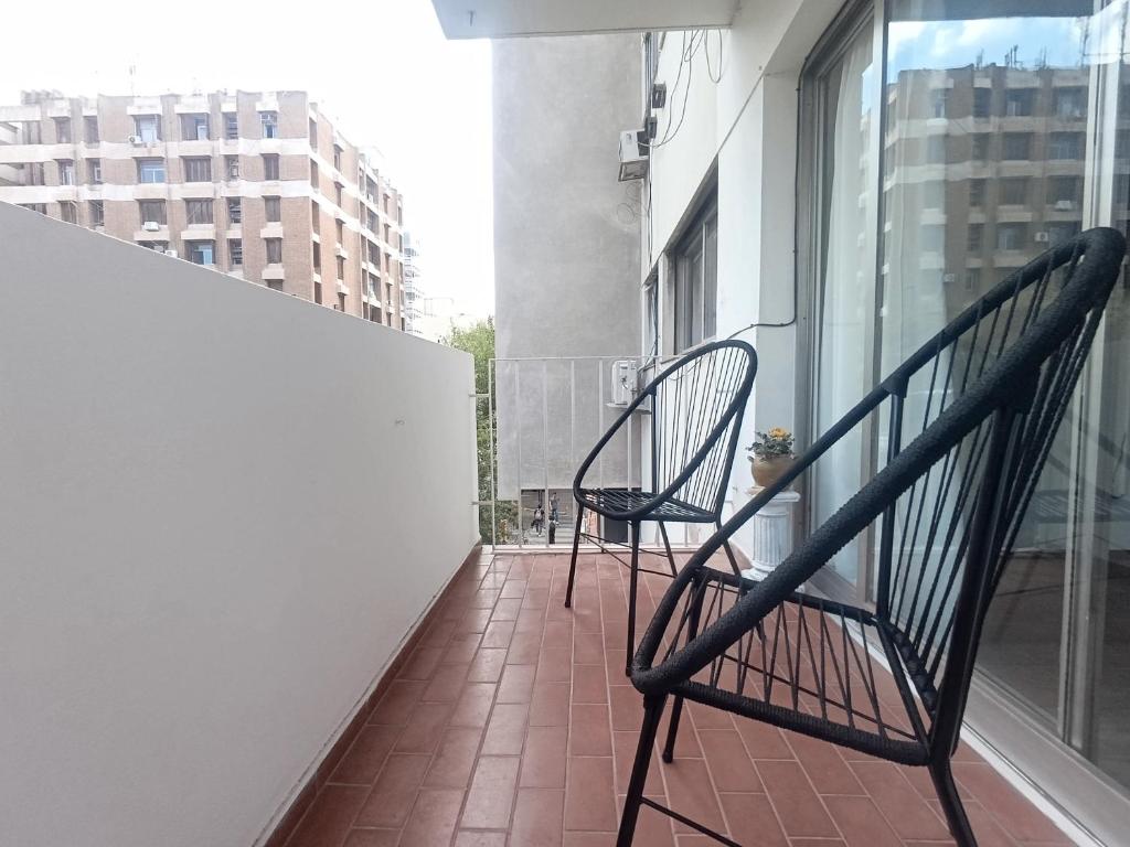 Balcón en el corazón de Mendoza a pasos de Peatonal - 3