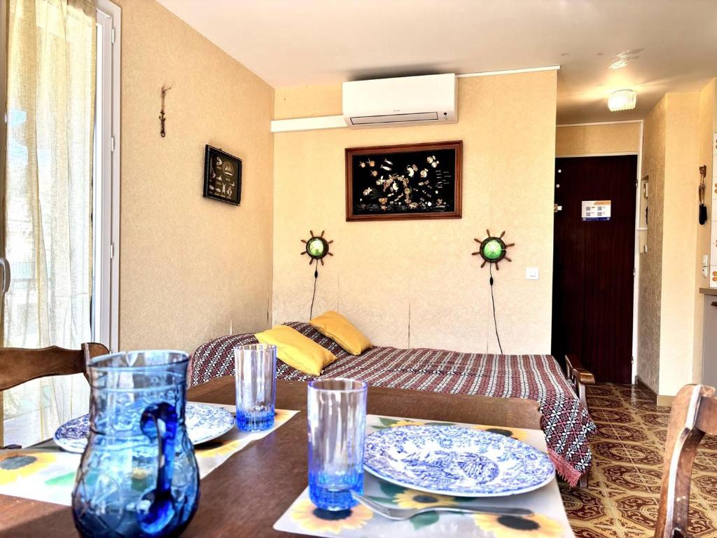 LAL240-033 Appartement Studio 1 couchages - La Londe Les Maures - 2