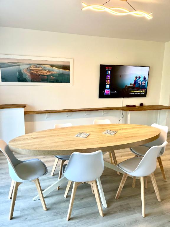 Apartment with a quiet garden and parking - 6 guests - 5