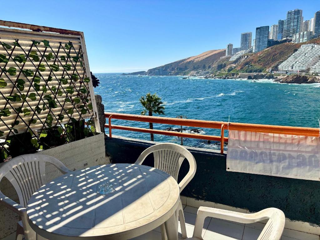Wonderful sea view, beachfront - 2