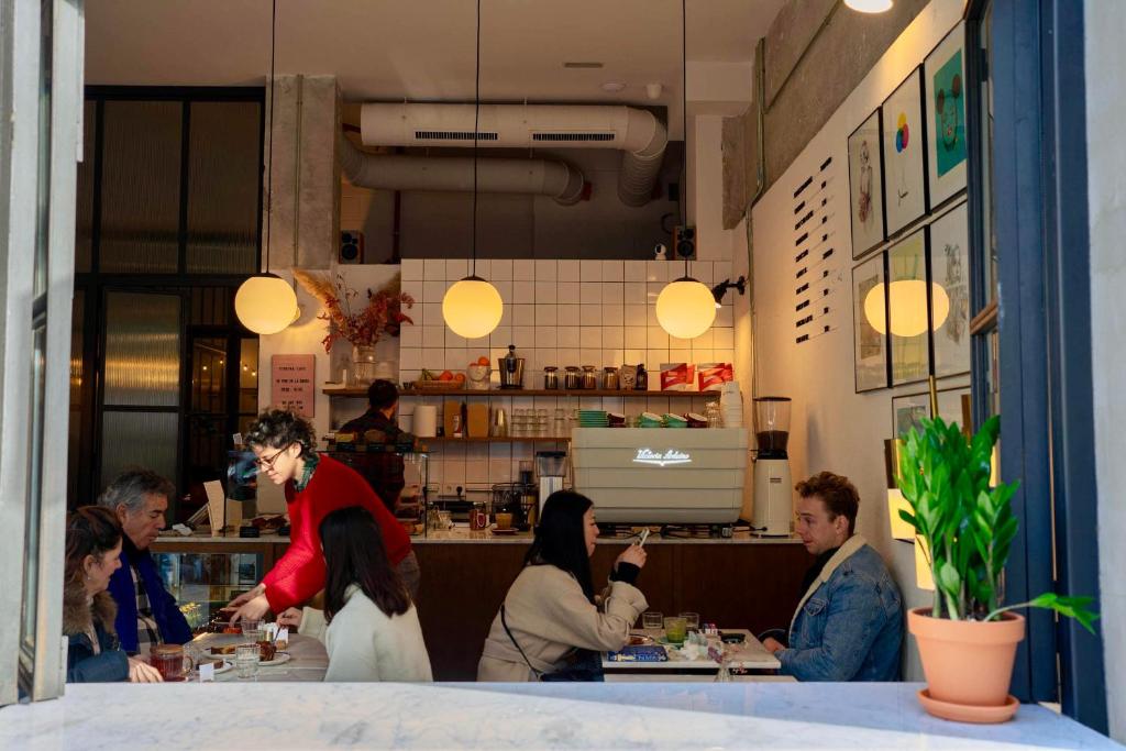 マガゼム 128 (Magatzem 128) エントランス