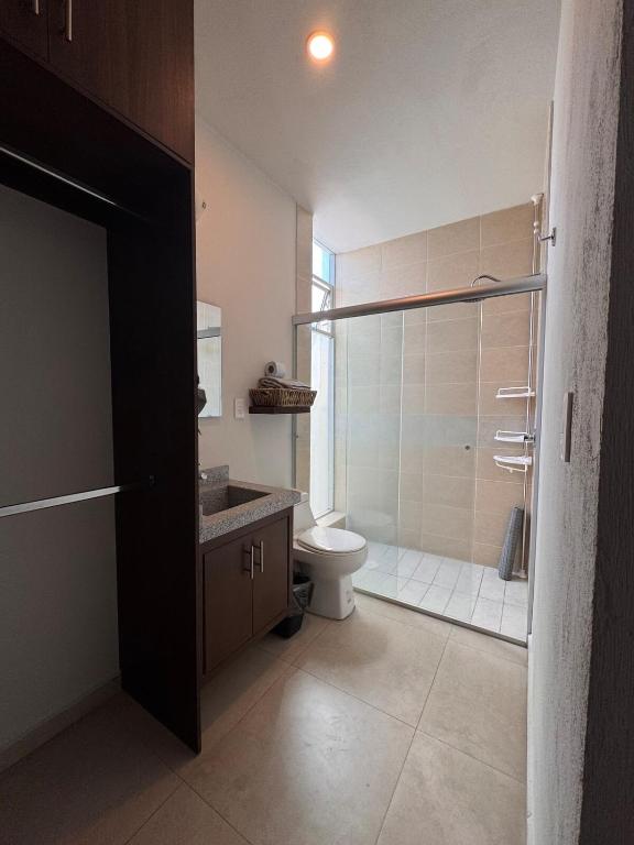 3 Bedrooms GDL Expo & Plaza del Sol Parking - 2