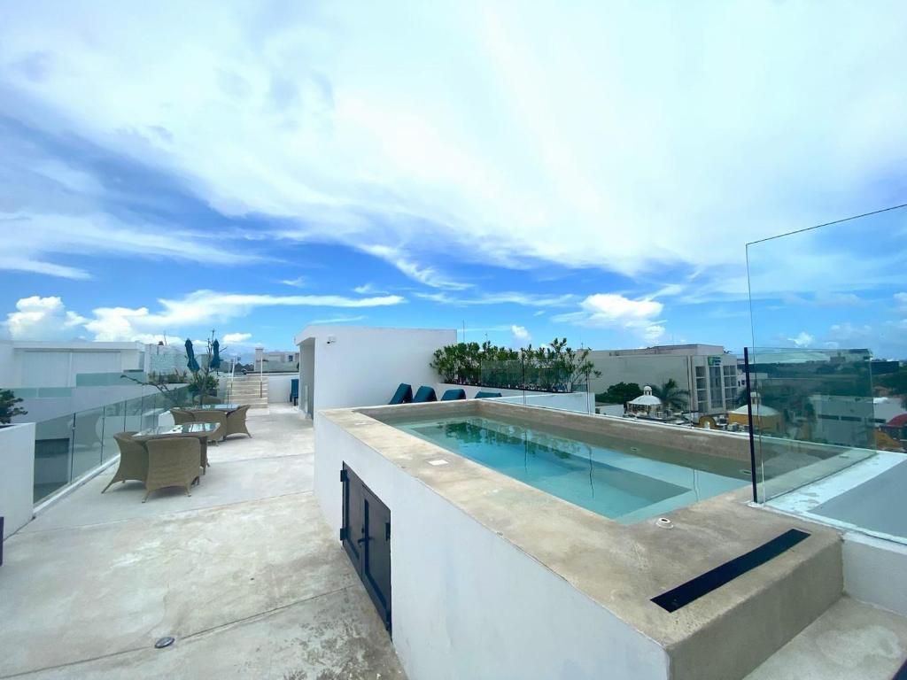 Perfect for couples, Nice Big Balcony, Very Relax - 3