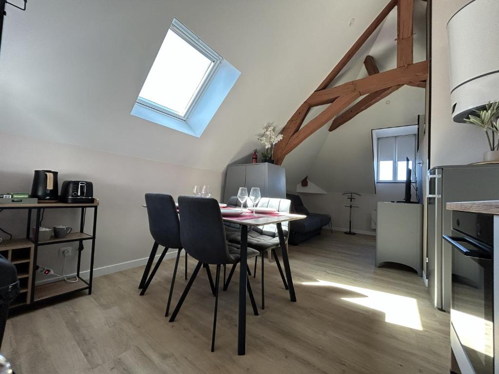 Logement climatisé avec cuisine équipée - 5