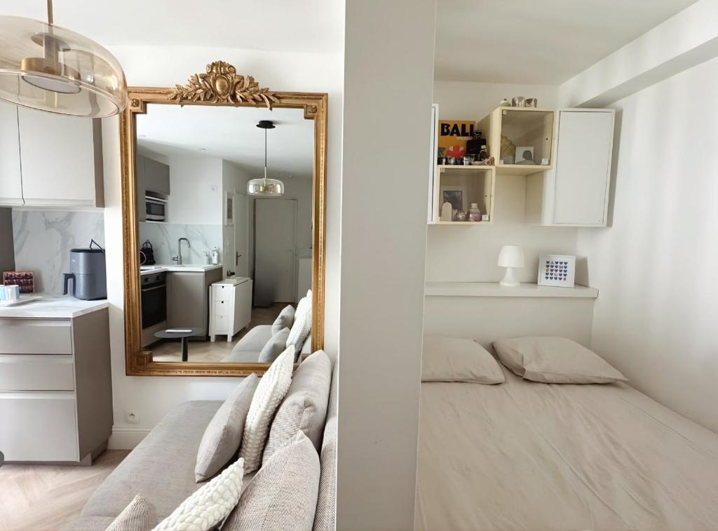 L'Aparté Parisien studio design - Arc de Triomphe - 3