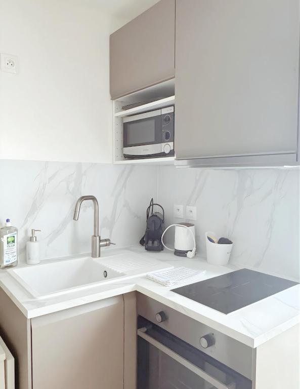 L'Aparté Parisien studio design - Arc de Triomphe - 5